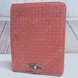 Elliott Lucca Kindle Case - 6" x 8"